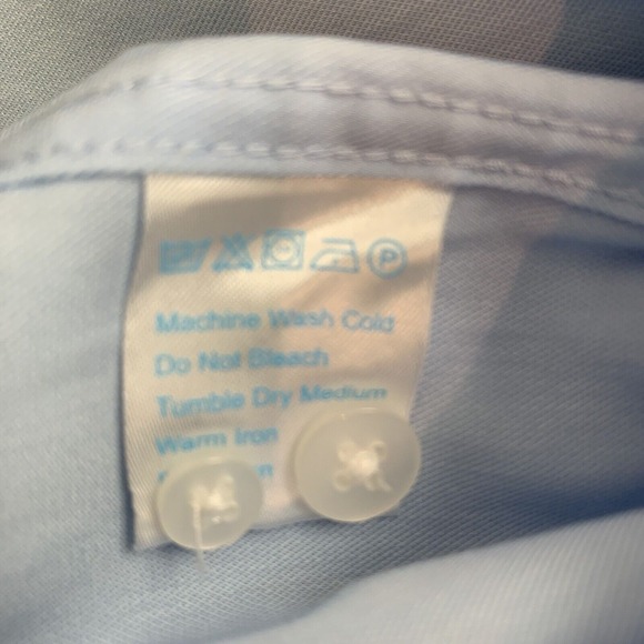 Twillory Mens Blue ‎ Performance Athletic button long sleeve 17/34-35 small tear - Picture 9 of 9